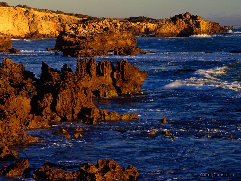 Rugged Coastline at Boozy Gully, Canunda National Park, Australia